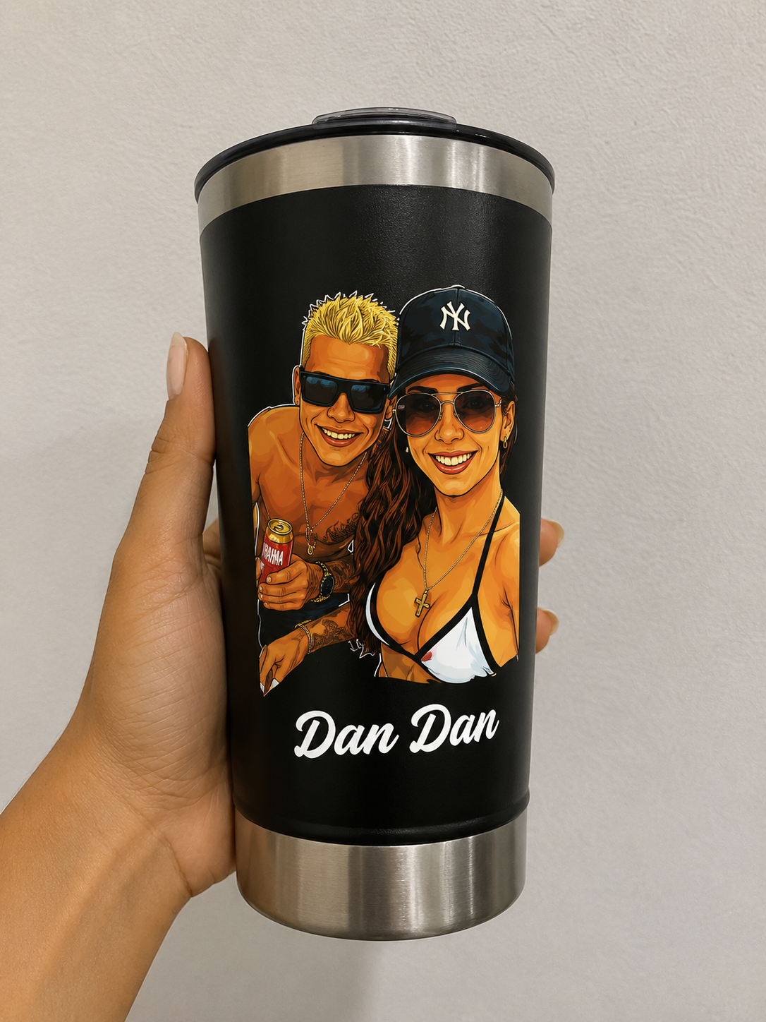 Copo térmico personalizado com DTF-UV produzido pela Shalom Aviamentos e Bordados